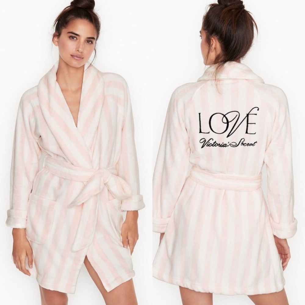 Victoria’s Secret Cozy Love Fleece Robe M L stripe- preloved